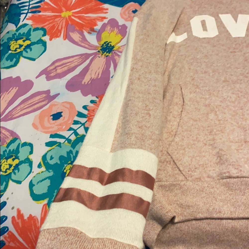 Sweater - Picture 2 of 4